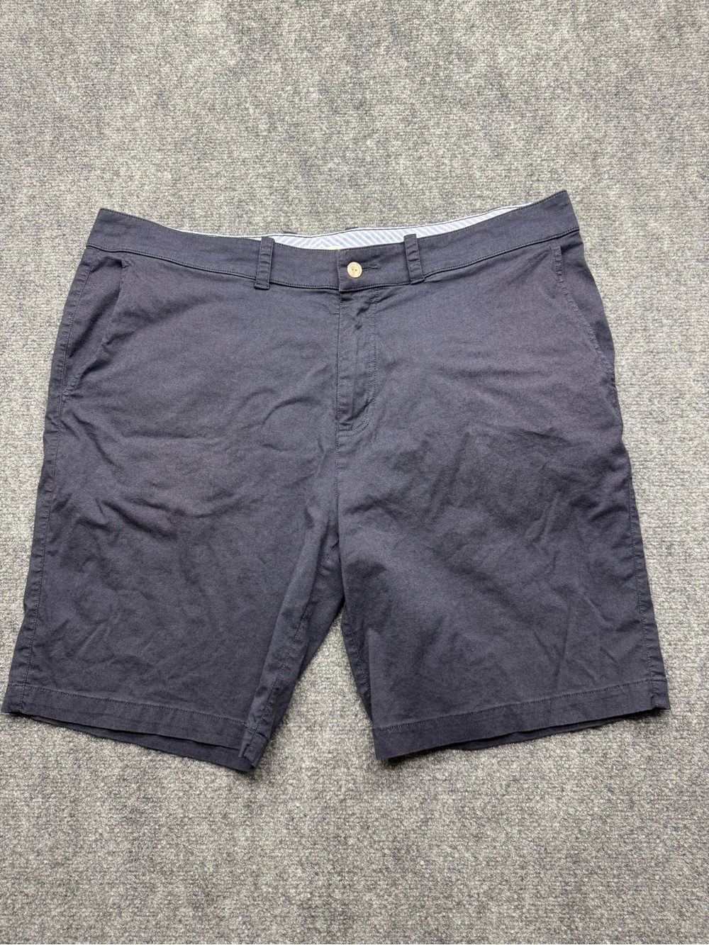 Tasc Performance Men's 40 tailored Classic Navy Flat-Front Shorts